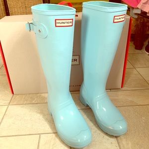 Hunter boots size 6 BRAND NEW IN BOX NEVER WORN
